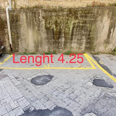 Hostly - Vittoria House - Near The Center With Private Parking Διαμέρισμα Νάπολη Εξωτερικό φωτογραφία