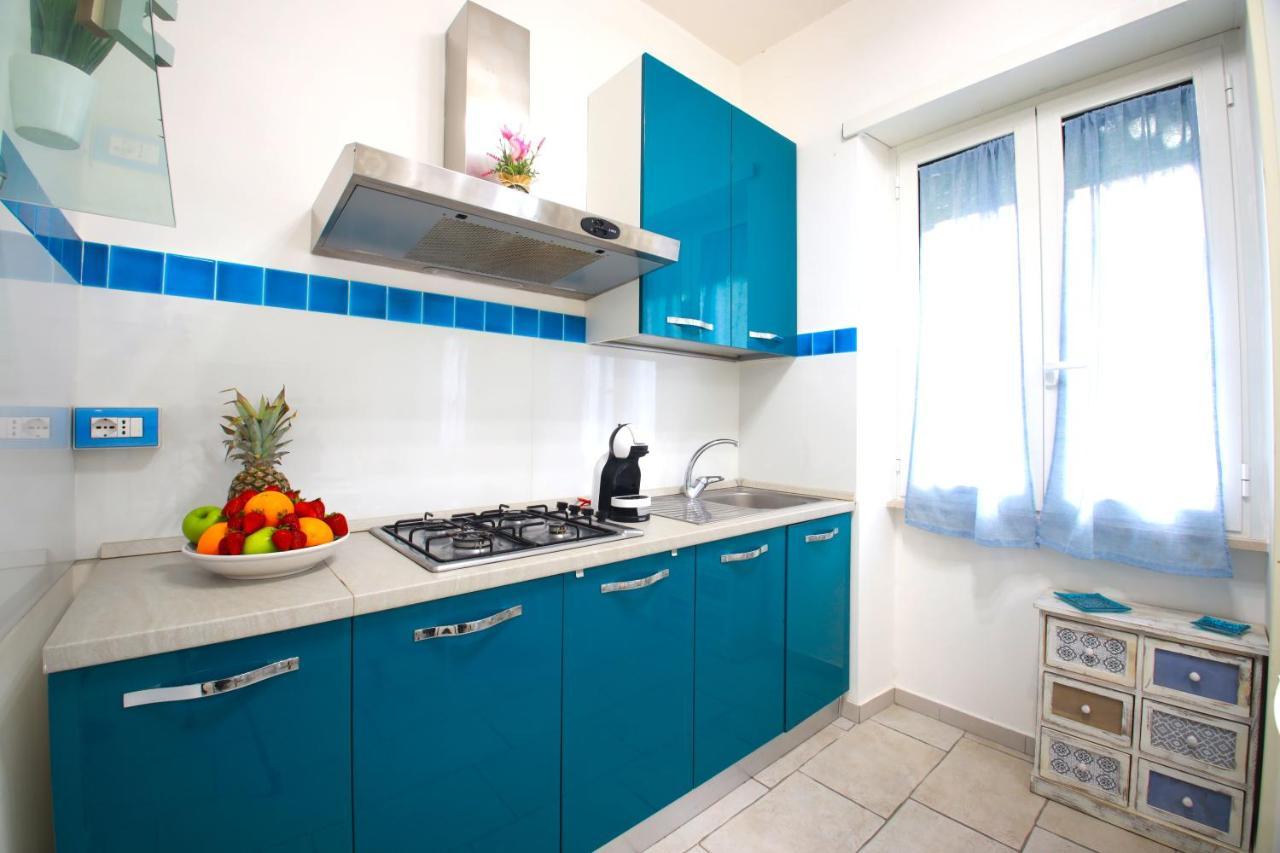 Hostly - Vittoria House - Near The Center With Private Parking Διαμέρισμα Νάπολη Εξωτερικό φωτογραφία